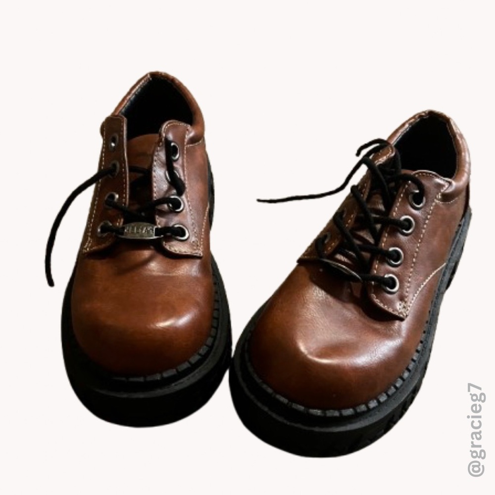DollsKill Delia’s Brown Oxfords | Women’s 7